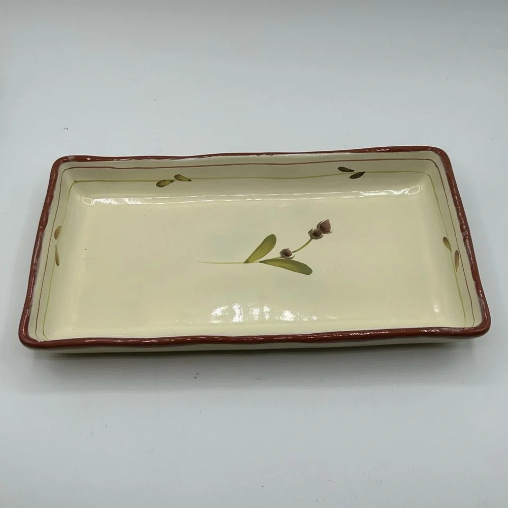 Crate & Barrel Decorative plate serving platter